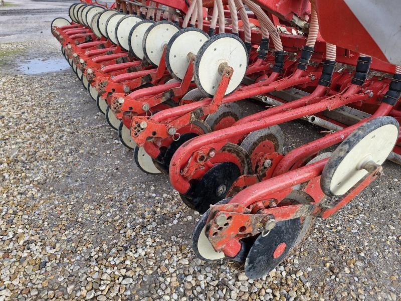 Drillmaschinenkombination a típus Kverneland Marque Kverneland, Gebrauchtmaschine ekkor: BRAY en Val (Kép 11)