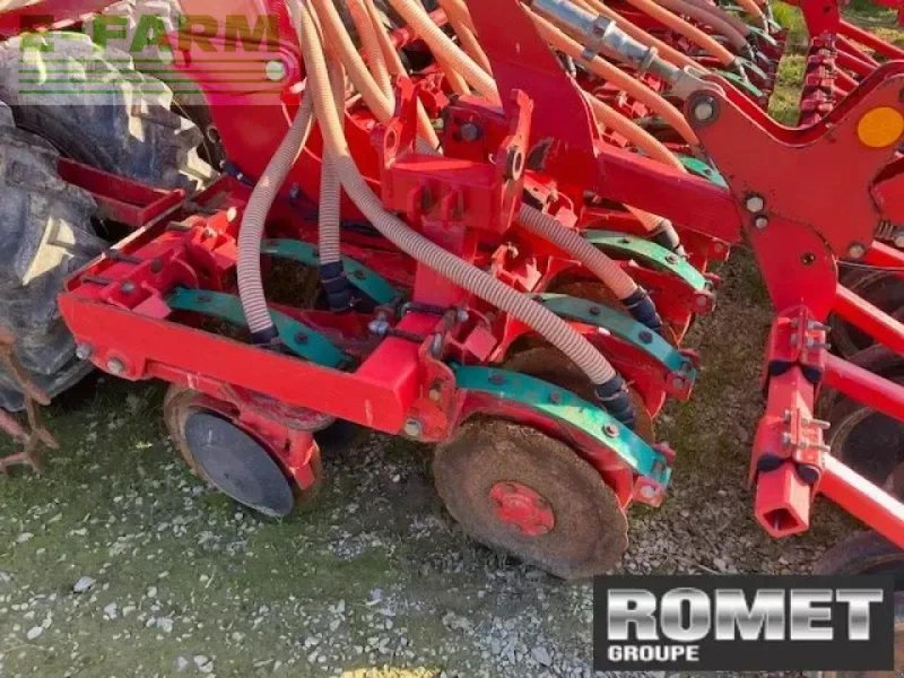 Drillmaschinenkombination del tipo Kverneland msc300, Gebrauchtmaschine In GENNES-SUR-GLAIZE (Immagine 5)