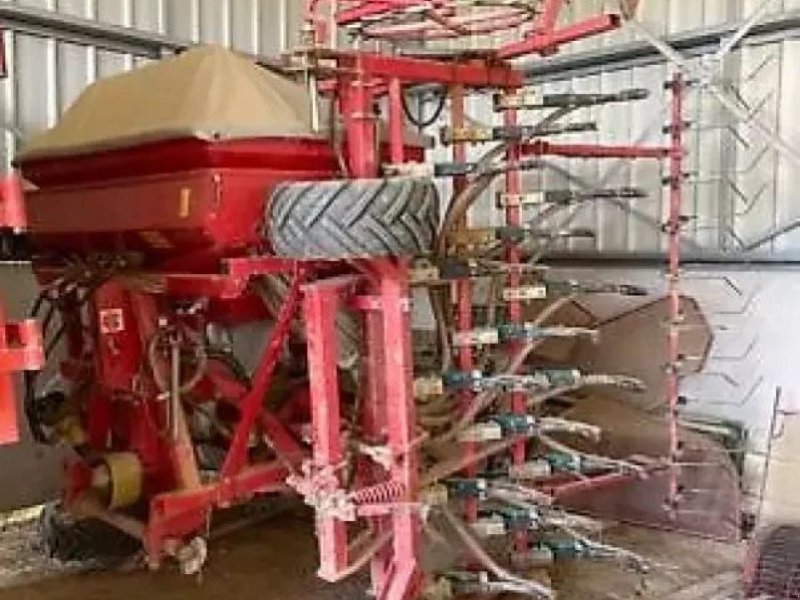 Drillmaschinenkombination des Typs Kverneland ts, Gebrauchtmaschine in MONFERRAN (Bild 1)