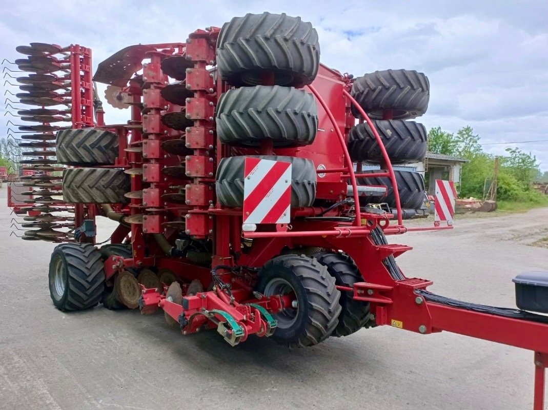 Drillmaschinenkombination типа Kverneland U-Drill 6000 Frontreifenpacker, Gebrauchtmaschine в Liebenwalde (Фотография 2)