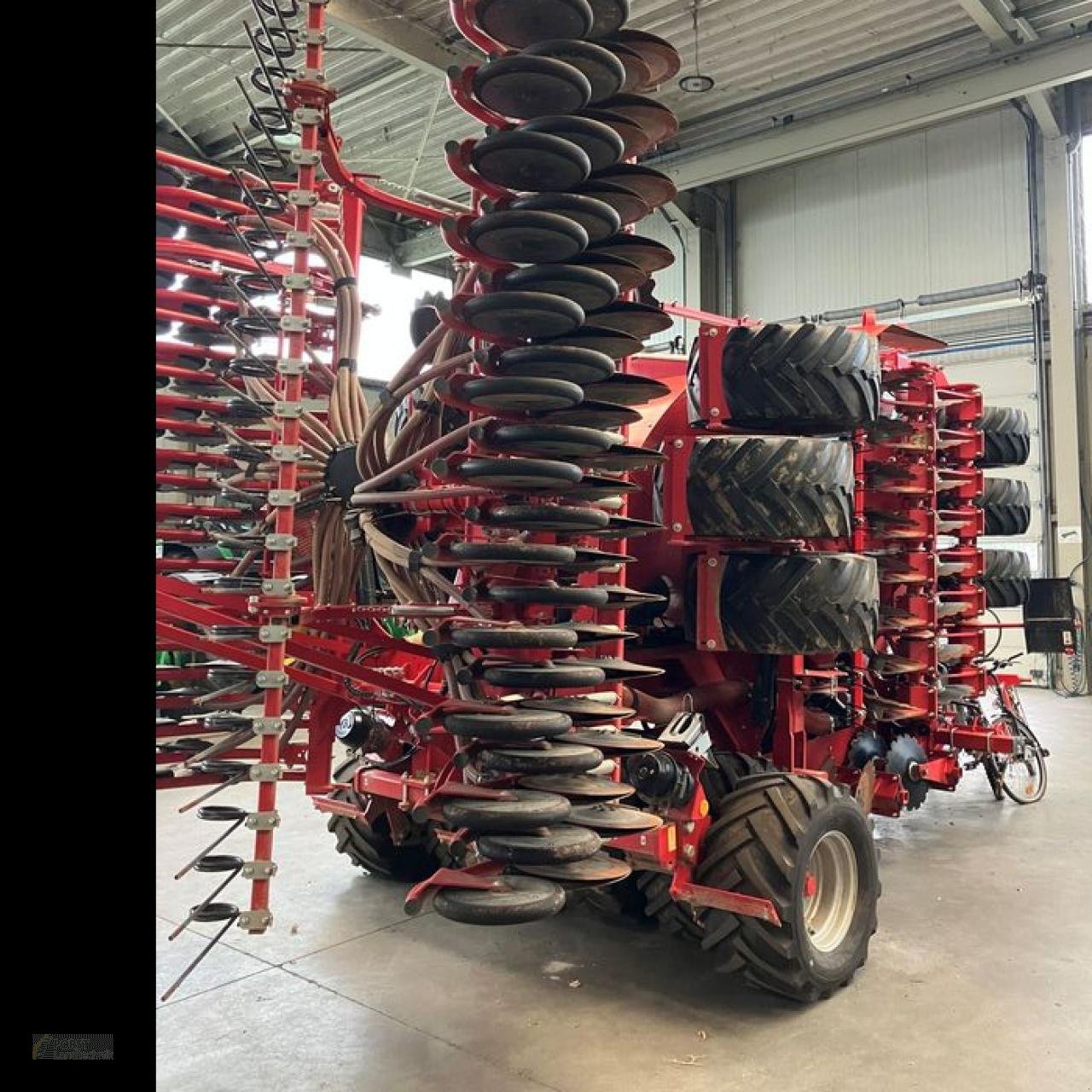 Drillmaschinenkombination of the type Kverneland u-drill, Neumaschine in Jahnatal (Picture 6)