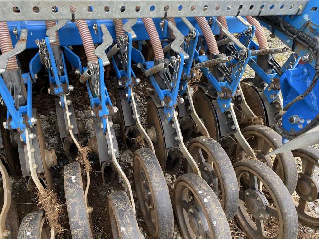 Drillmaschinenkombination del tipo Lemken DISQUES, Gebrauchtmaschine In SAINT FLOUR (Immagine 11)