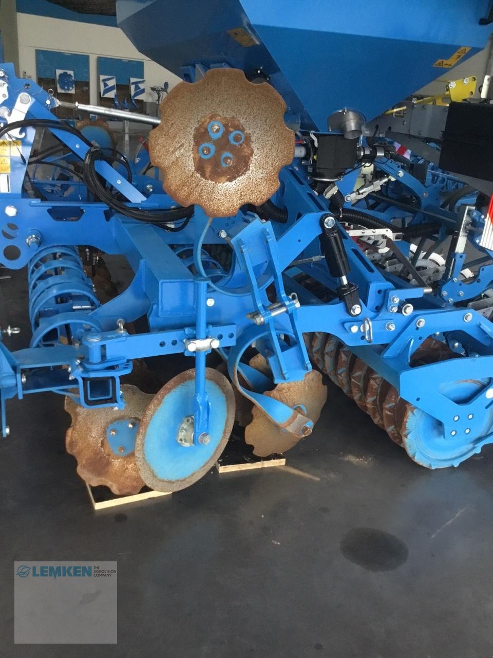 Drillmaschinenkombination des Typs Lemken Heliodor EMR 350 / Solitair MR 350, Gebrauchtmaschine in Alpen (Bild 2)