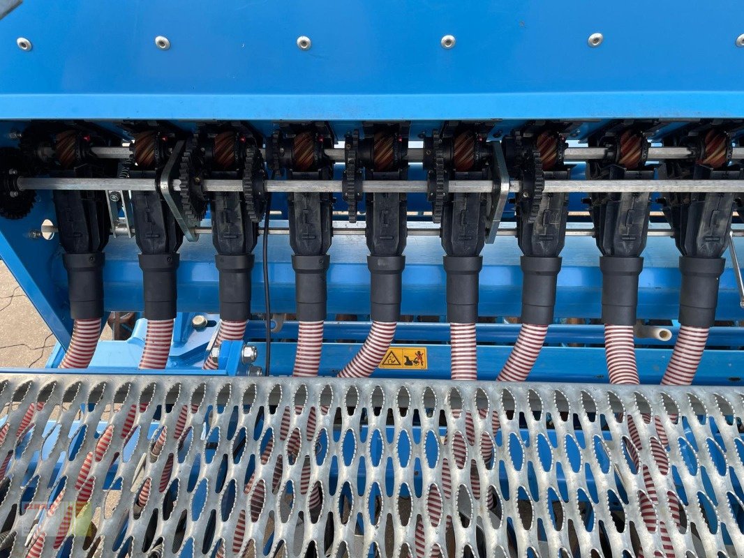 Drillmaschinenkombination des Typs Lemken SAPHIR 7/300, ZIRKON 12/300, Drillkombination, nur 1.004 ha !, Gebrauchtmaschine in Ankum (Bild 15)