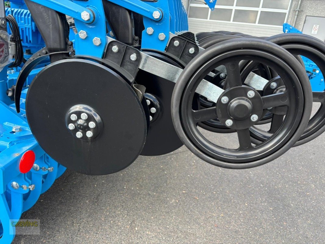 Drillmaschinenkombination des Typs Lemken Saphir 9/300 + Zirkon 12/300, Neumaschine in Euskirchen (Bild 8)