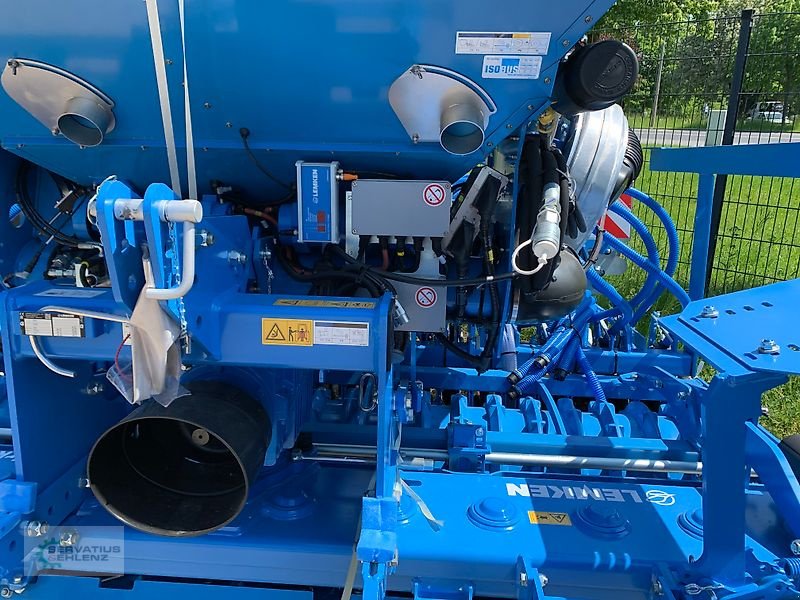 Drillmaschinenkombination des Typs Lemken Solitair 9/300 mit Doppeltank "Doubleshot", Neumaschine in Rittersdorf (Bild 7)