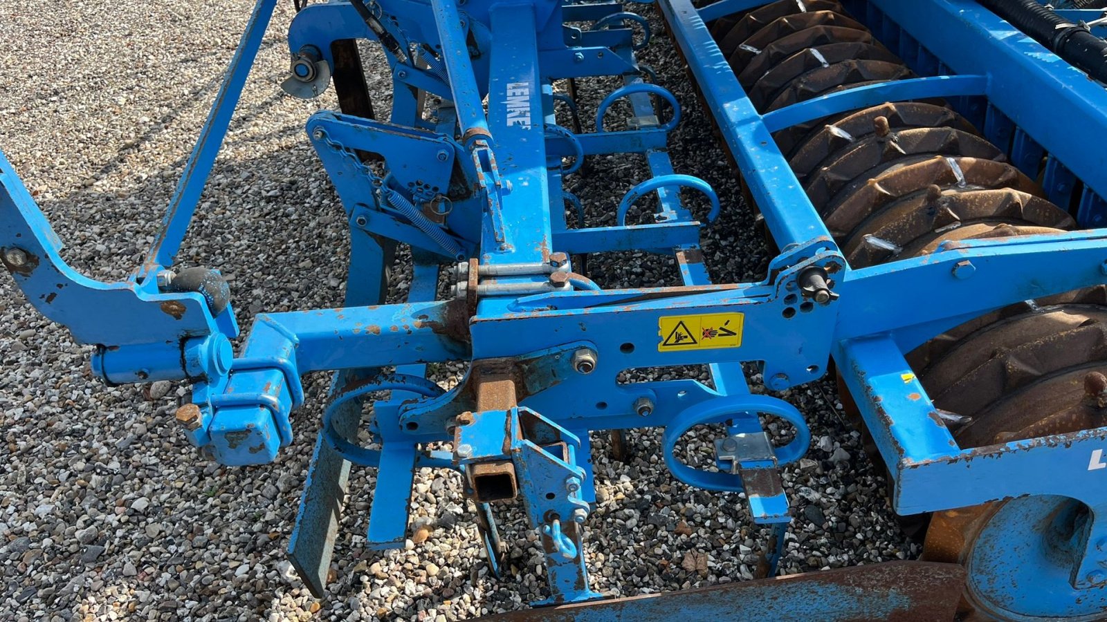 Drillmaschinenkombination des Typs Lemken Solitair 9/400 DS Lifthængt  med Quarz harve, Gebrauchtmaschine in Nørager (Bild 4)