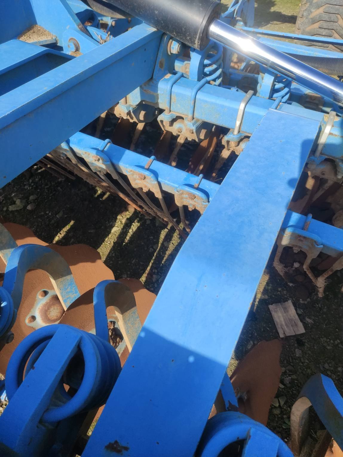 Drillmaschinenkombination des Typs Lemken SOLITAIR 9, Gebrauchtmaschine in Le Horps (Bild 4)