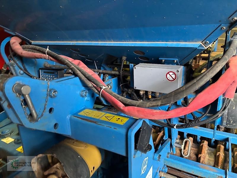 Drillmaschinenkombination des Typs Lemken Zirkon 10/300 + Solitair 8/300, Gebrauchtmaschine in Rittersdorf (Bild 5)