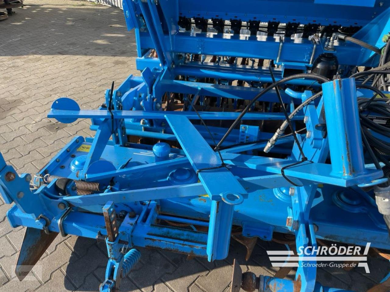 Drillmaschinenkombination of the type Lemken ZIRKON 12/300 + SAPHIR 8/300-DS 125, Gebrauchtmaschine in Wildeshausen (Picture 10)