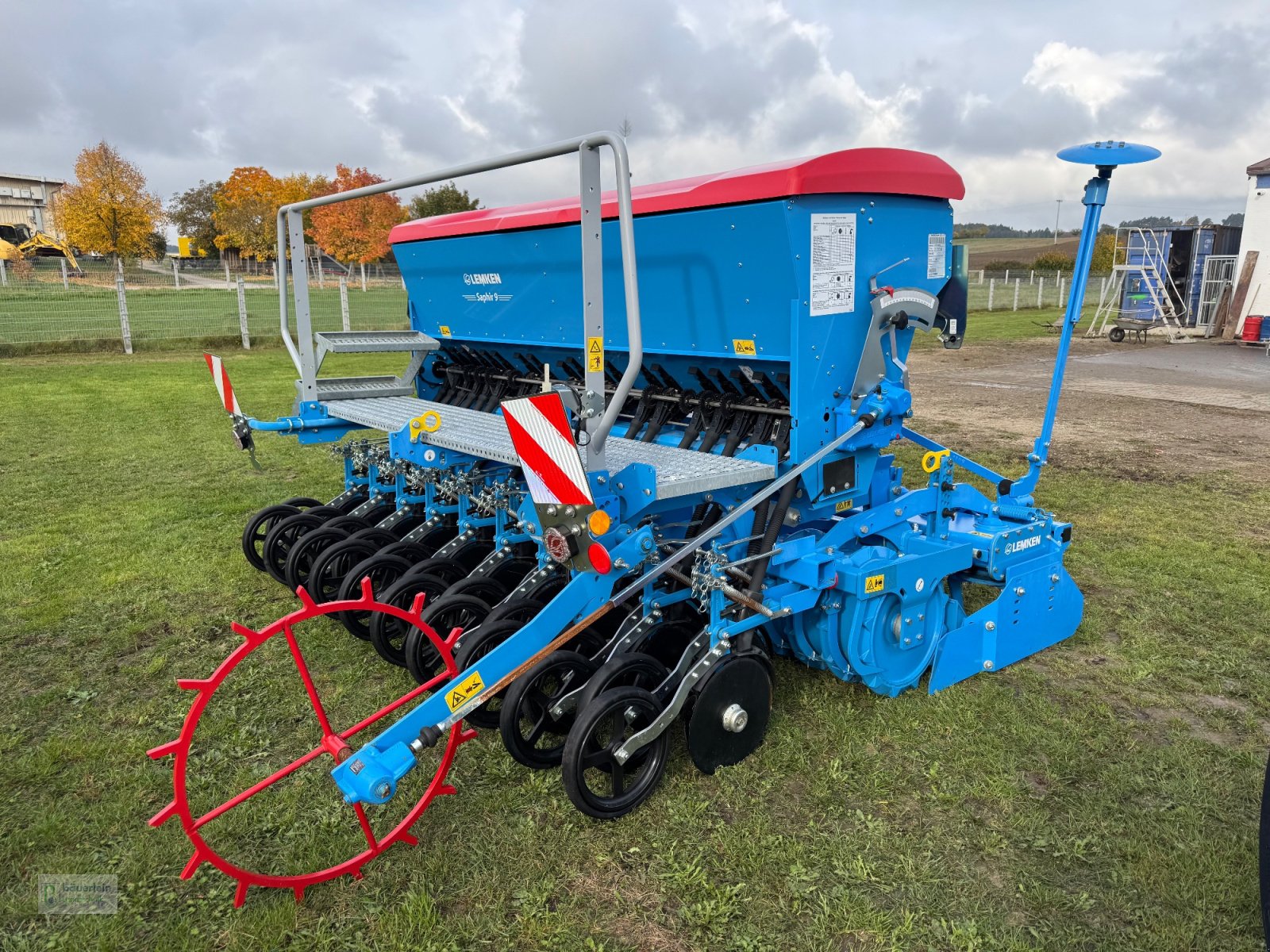 Drillmaschinenkombination of the type Lemken Zirkon 12/300 + Saphir 9/300, Neumaschine in Buch am Wald (Picture 3)