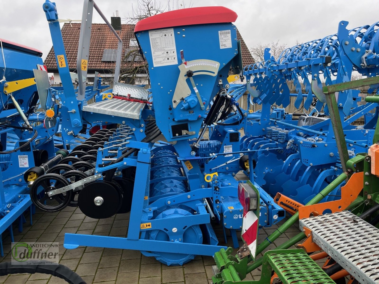 Drillmaschinenkombination a típus Lemken Zirkon 12/300 u. Saphir 9/300-150, Neumaschine ekkor: Hohentengen (Kép 4)