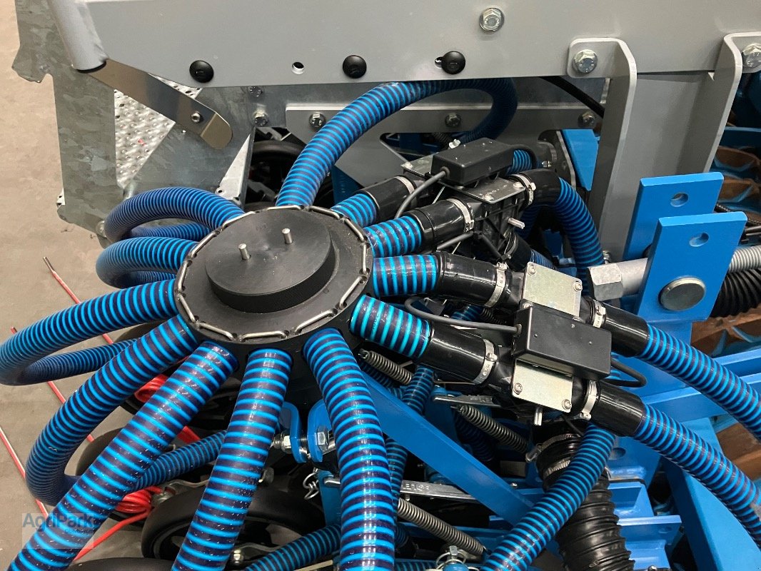 Drillmaschinenkombination des Typs Lemken Zirkon 12  /  SOLITAIR 8+, Gebrauchtmaschine in Kirchdorf (Bild 9)