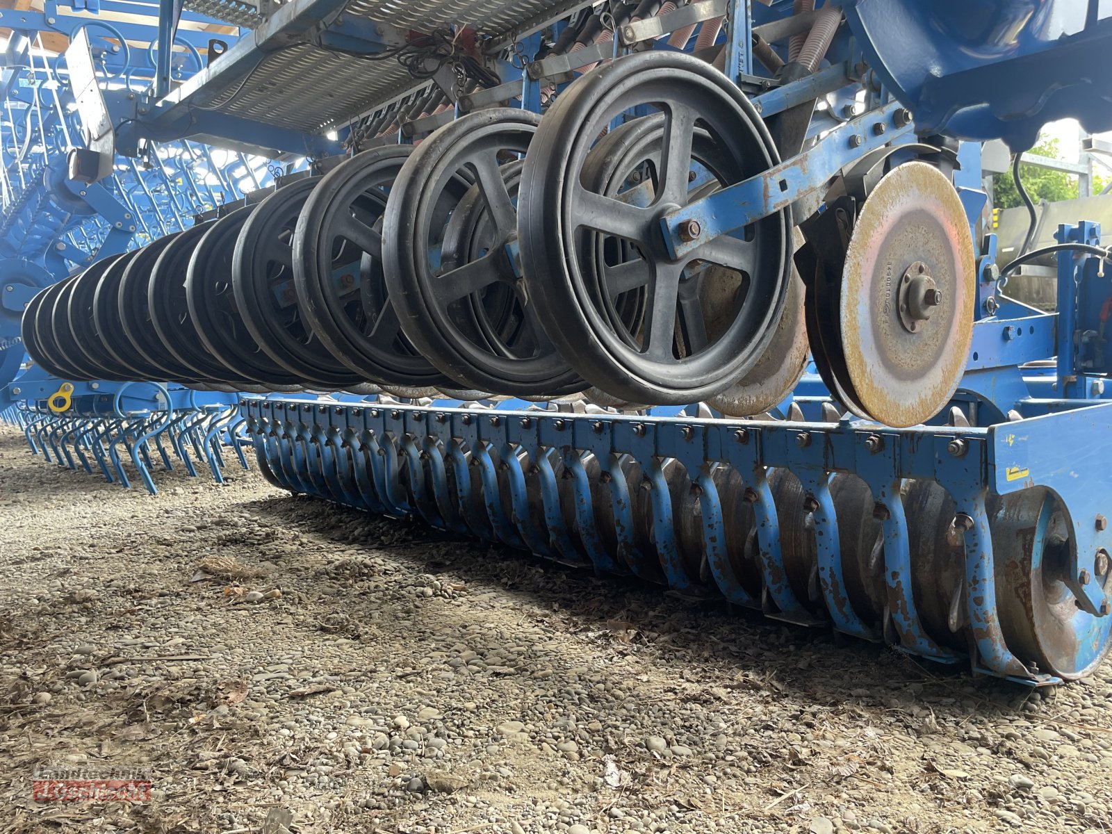 Drillmaschinenkombination del tipo Lemken Zirkon 7/300 + Saphir 7/300, Gebrauchtmaschine In Mühldorf (Immagine 10)