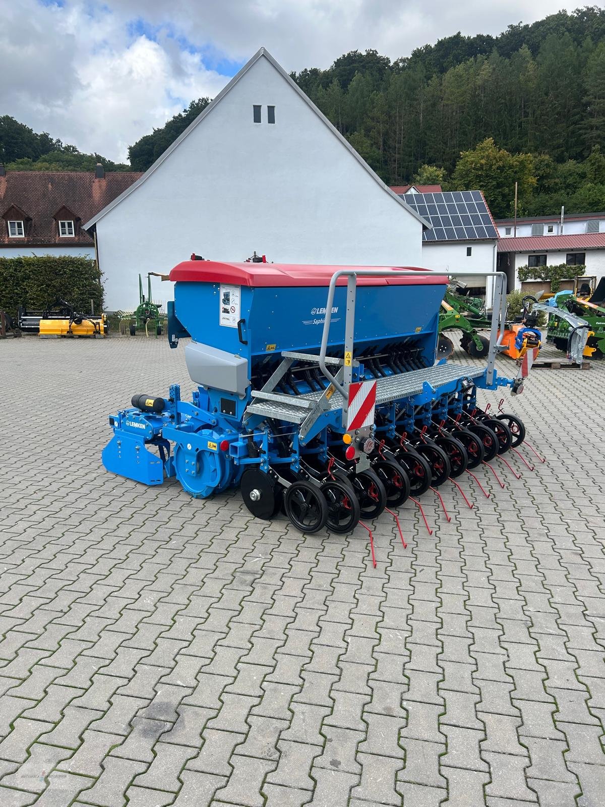 Drillmaschinenkombination tip Lemken Zirkon 8/300 + Saphir 10/300, Neumaschine in Treuchtlingen (Poză 7)