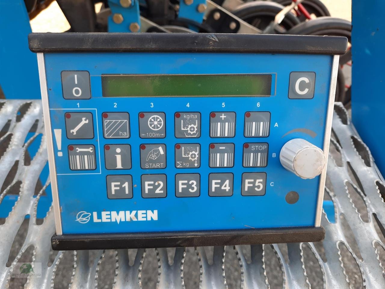 Drillmaschinenkombination des Typs Lemken Zirkon 8/300 + Saphir 7/300-DS, Gebrauchtmaschine in Steinwiesen (Bild 12)