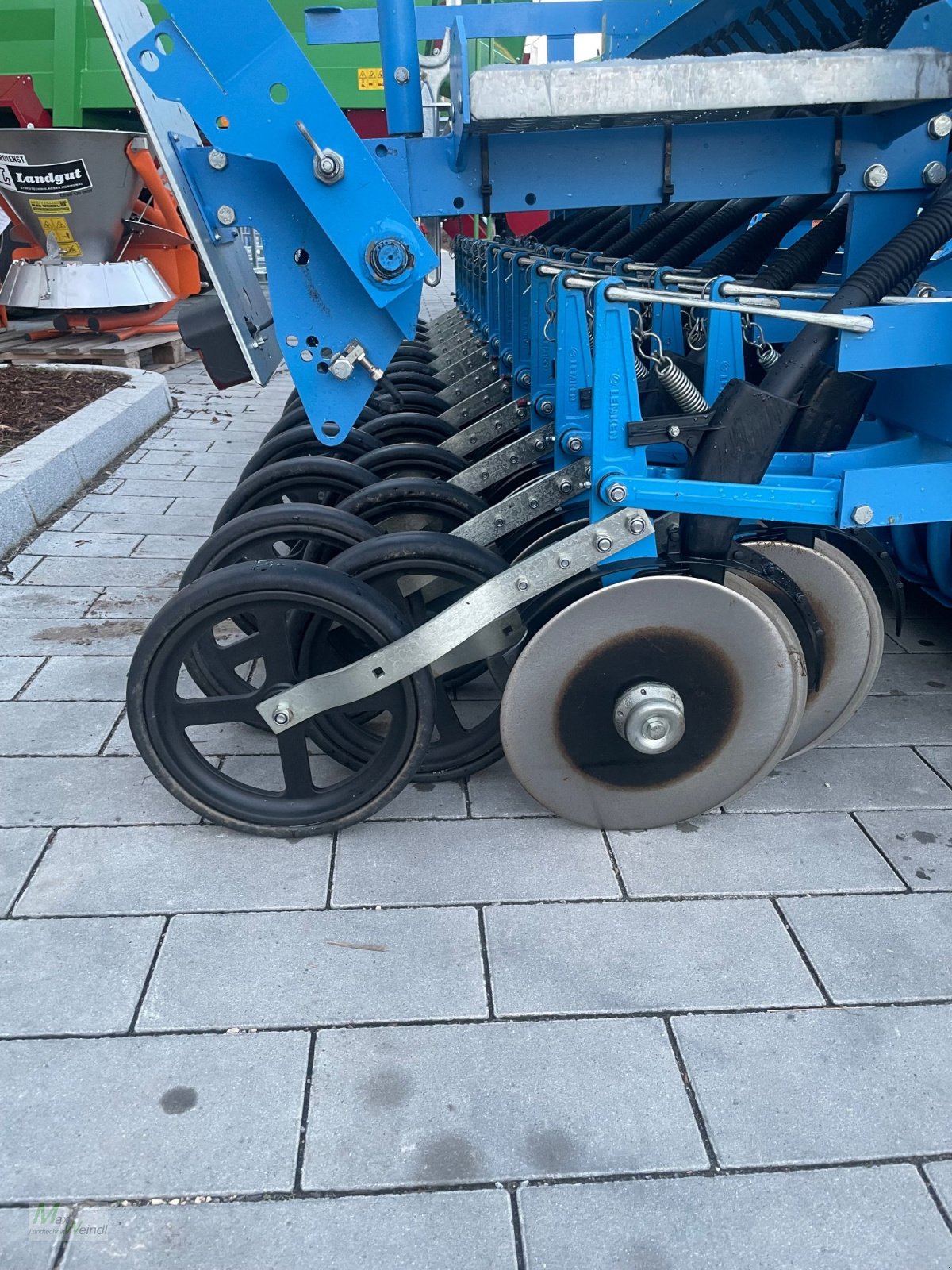 Drillmaschinenkombination typu Lemken Zirkon 8/300 + Saphir 7/300, Gebrauchtmaschine v Markt Schwaben (Obrázek 5)