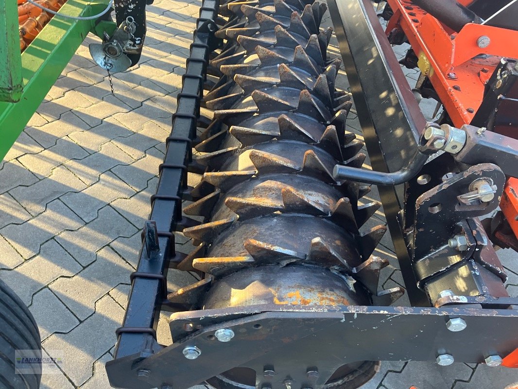 Drillmaschinenkombination типа Maschio DC 3000 + Amazone D8-30 SUPER, Gebrauchtmaschine в Aurich (Фотография 24)