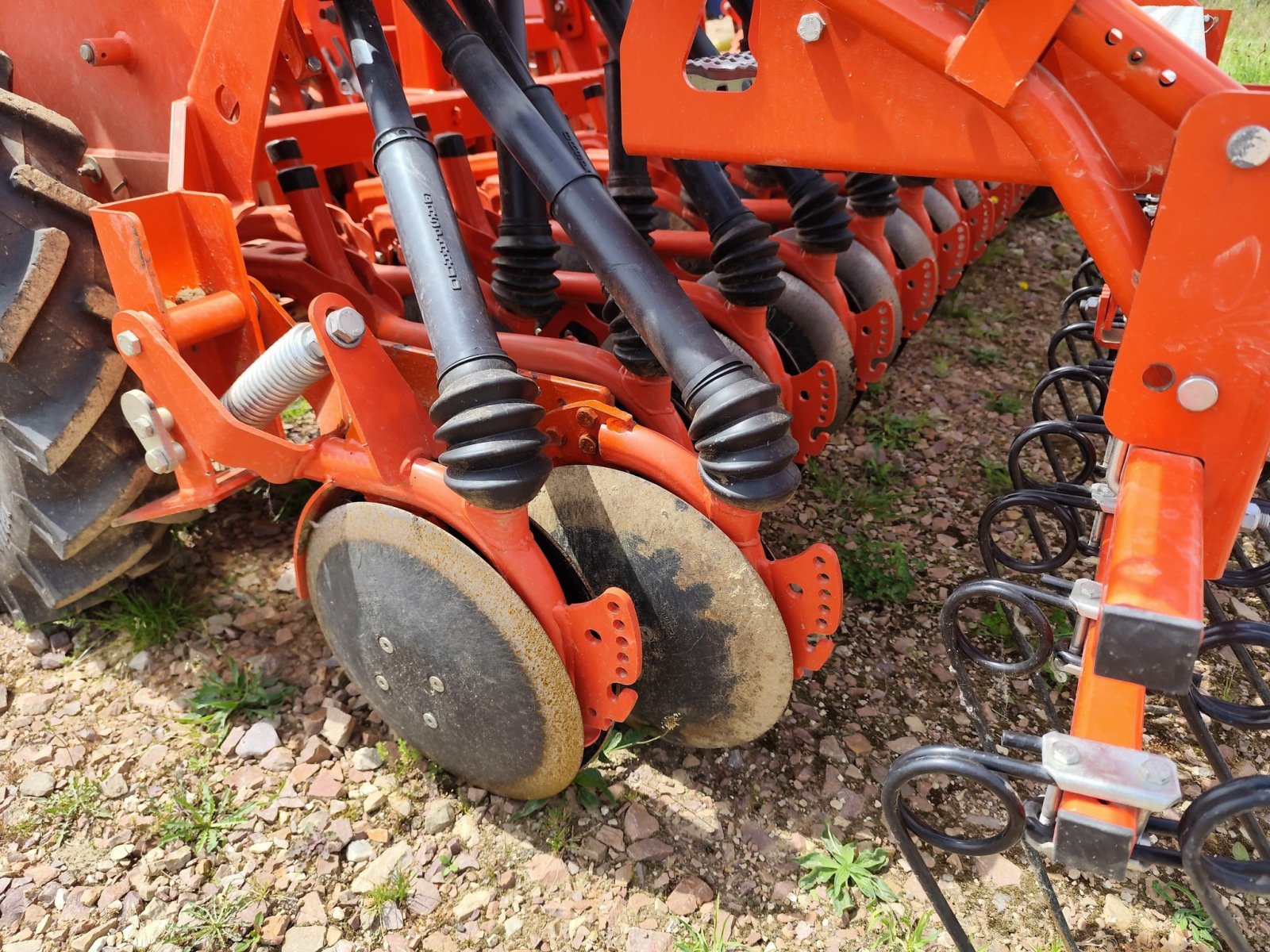 Drillmaschinenkombination du type Maschio Rapido DMR 3000 + NINA 300, Gebrauchtmaschine en Le Horps (Photo 10)