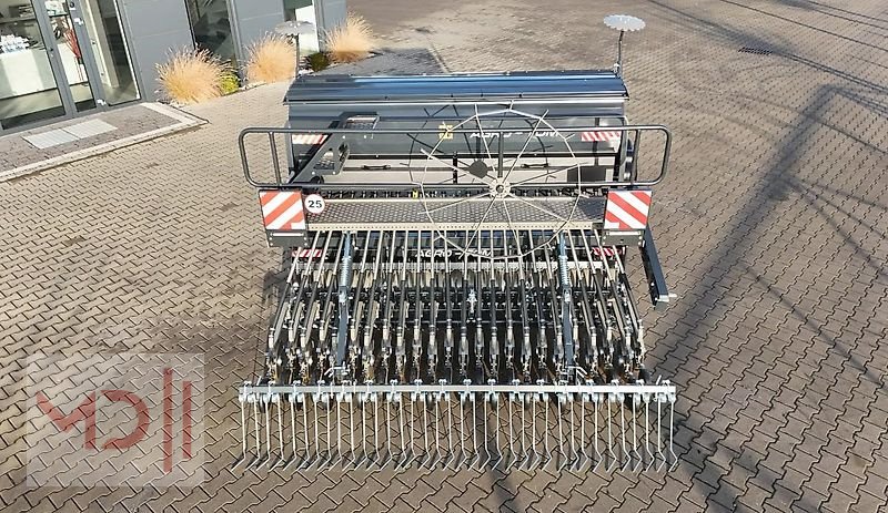 Drillmaschinenkombination des Typs MD Landmaschinen AGT Drillkombination ATSNW 3,0m Kreiselegge, Neumaschine in Zeven (Bild 4)