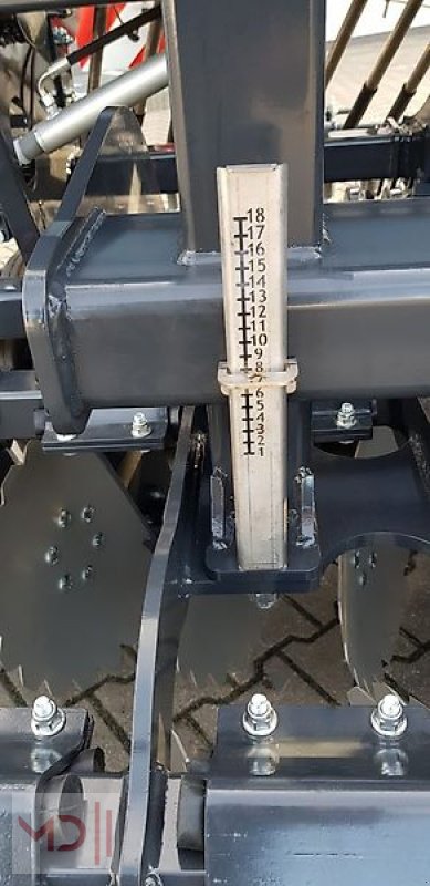 Drillmaschinenkombination del tipo MD Landmaschinen AGT Drillmaschine 2,5 m, 3,0 m, 4,0 m SN, Neumaschine en Zeven (Imagen 18)