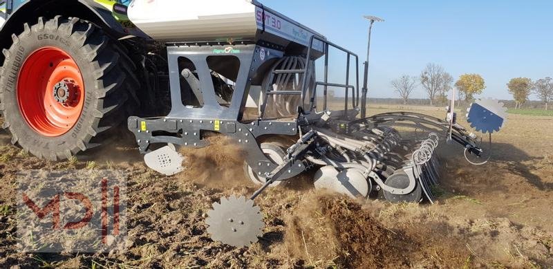 Drillmaschinenkombination des Typs MD Landmaschinen AGT Drillmaschine 4,0 m SPT, Neumaschine in Zeven (Bild 14)