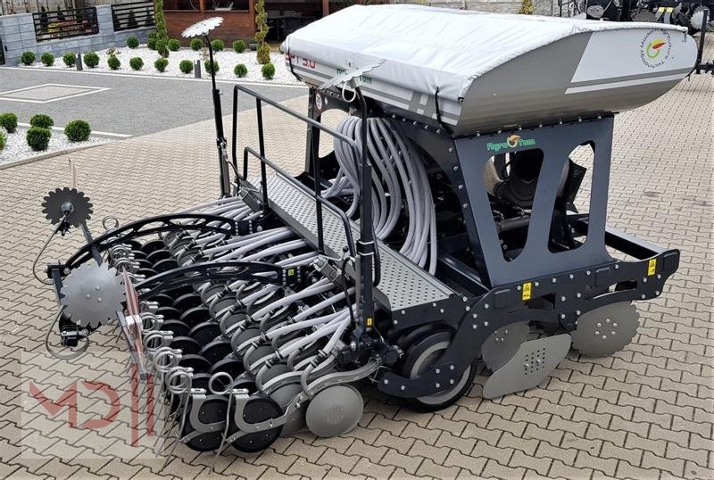 Drillmaschinenkombination des Typs MD Landmaschinen AGT Drillmaschine 4,0 m SPT, Neumaschine in Zeven (Bild 8)