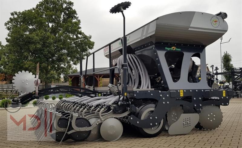 Drillmaschinenkombination des Typs MD Landmaschinen AGT Drillmaschine 4,0 m SPT, Neumaschine in Zeven (Bild 11)