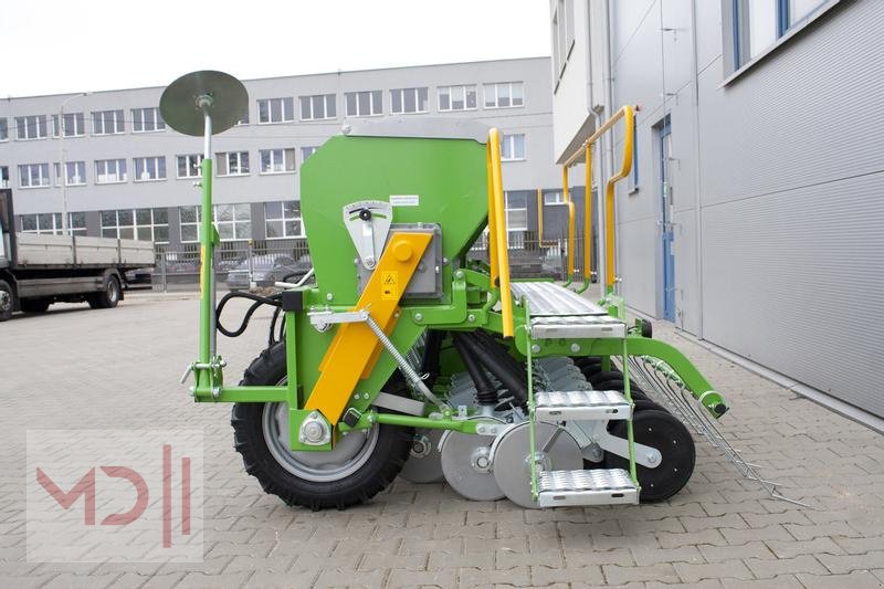 Drillmaschinenkombination des Typs MD Landmaschinen MD BO Universelle  Drillmaschine 2,5m,2,7m ,3,0m ,4,0 m, Neumaschine in Zeven (Bild 7)