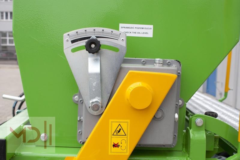 Drillmaschinenkombination des Typs MD Landmaschinen MD BO Universelle  Drillmaschine 2,5m,2,7m ,3,0m ,4,0 m, Neumaschine in Zeven (Bild 13)