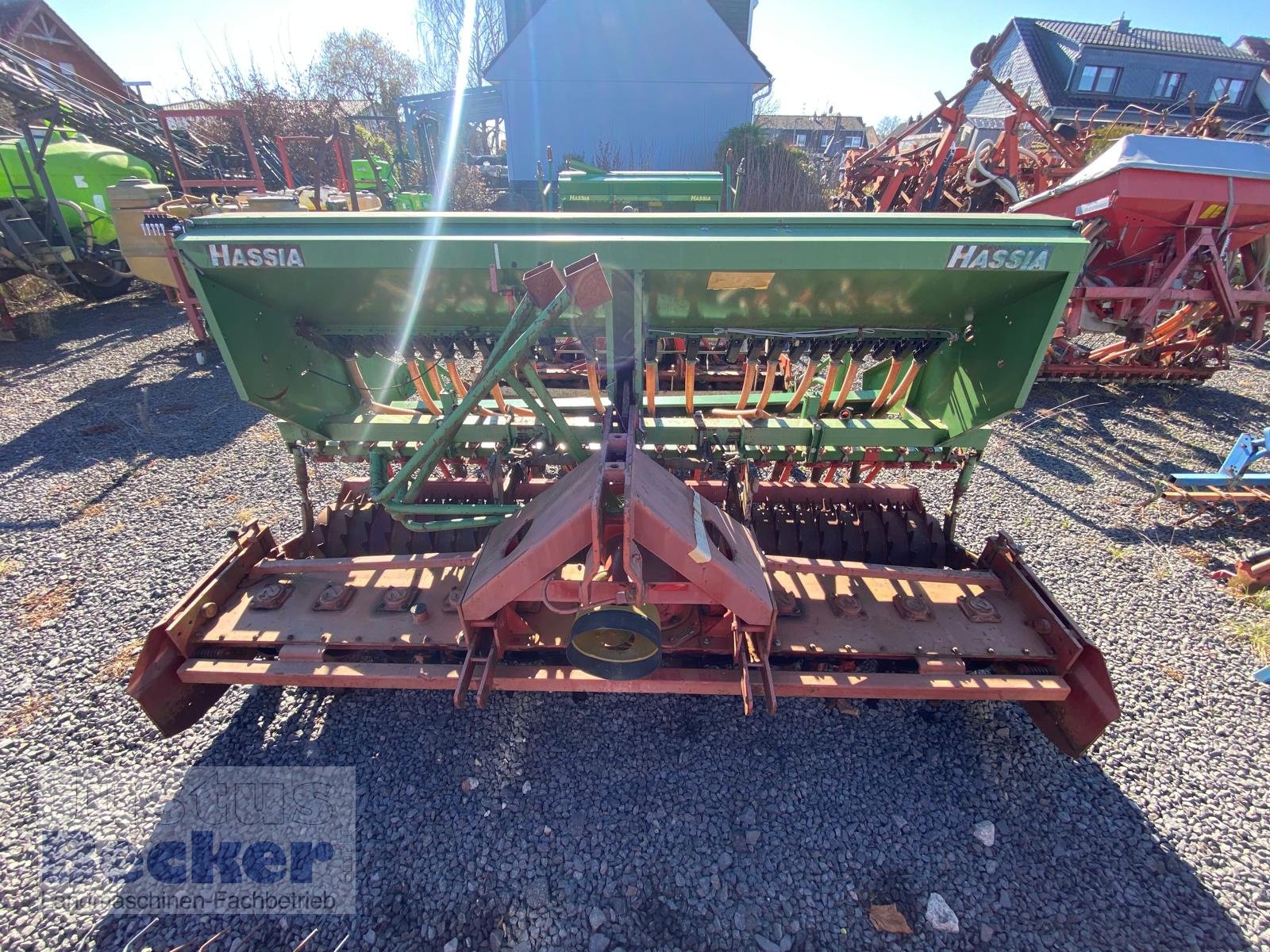 Drillmaschinenkombination del tipo Niemeyer KE 3020 + Hassia DKA 300/25, Gebrauchtmaschine en Weimar-Niederwalgern (Imagen 1)