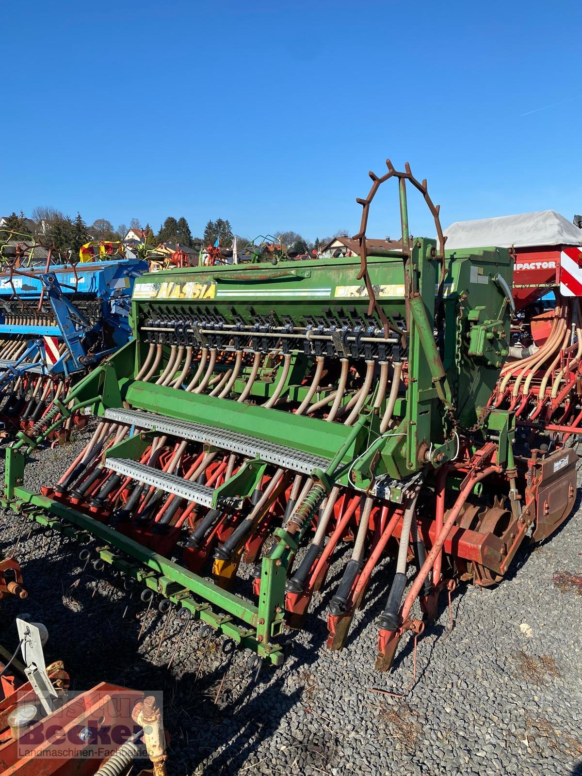 Drillmaschinenkombination del tipo Niemeyer KE 3020 + Hassia DKA 300/25, Gebrauchtmaschine en Weimar-Niederwalgern (Imagen 2)