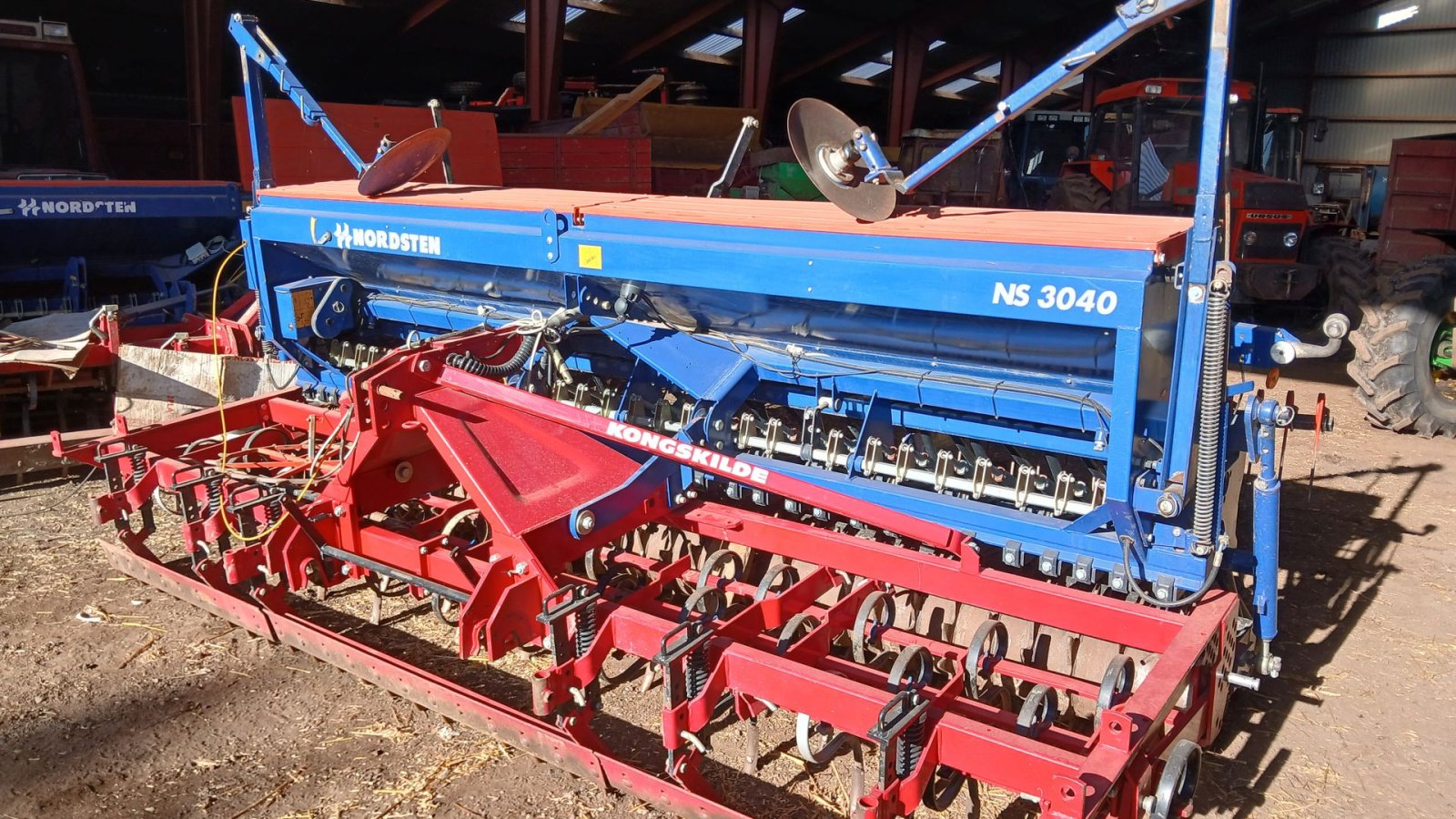 Drillmaschinenkombination typu Nordsten Med Kongskilde harve, Gebrauchtmaschine v Varde (Obrázek 1)