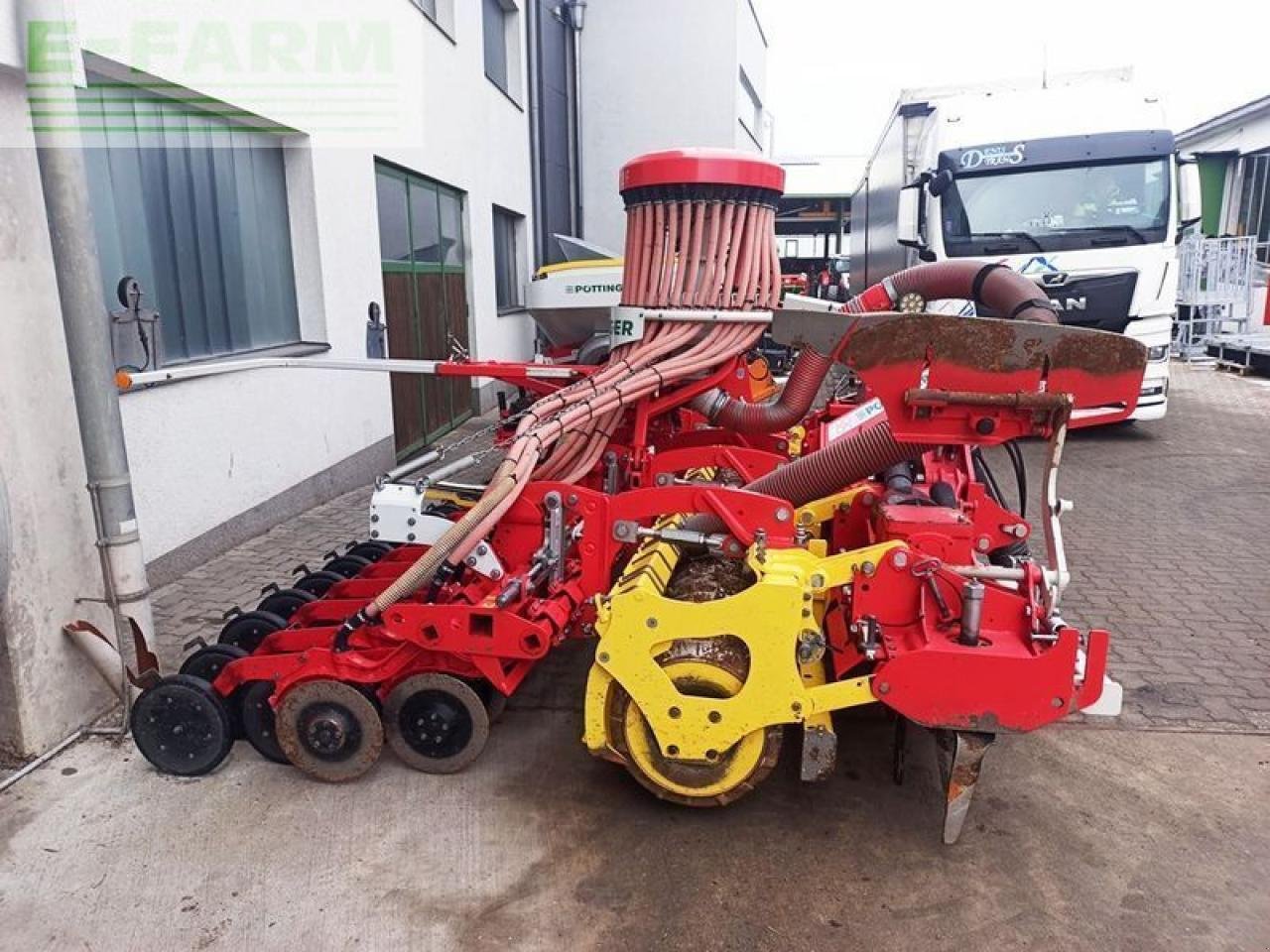 Drillmaschinenkombination tip Pöttinger 4 m säkombination pneumatisch klappbar, Gebrauchtmaschine in SANKT MARIENKIRCHEN BEI SCHÄRDING (Poză 4)