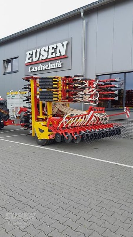 Drillmaschinenkombination des Typs Pöttinger Aerosem VT 5000 DD, Vorführmaschine in Straelen (Bild 2)