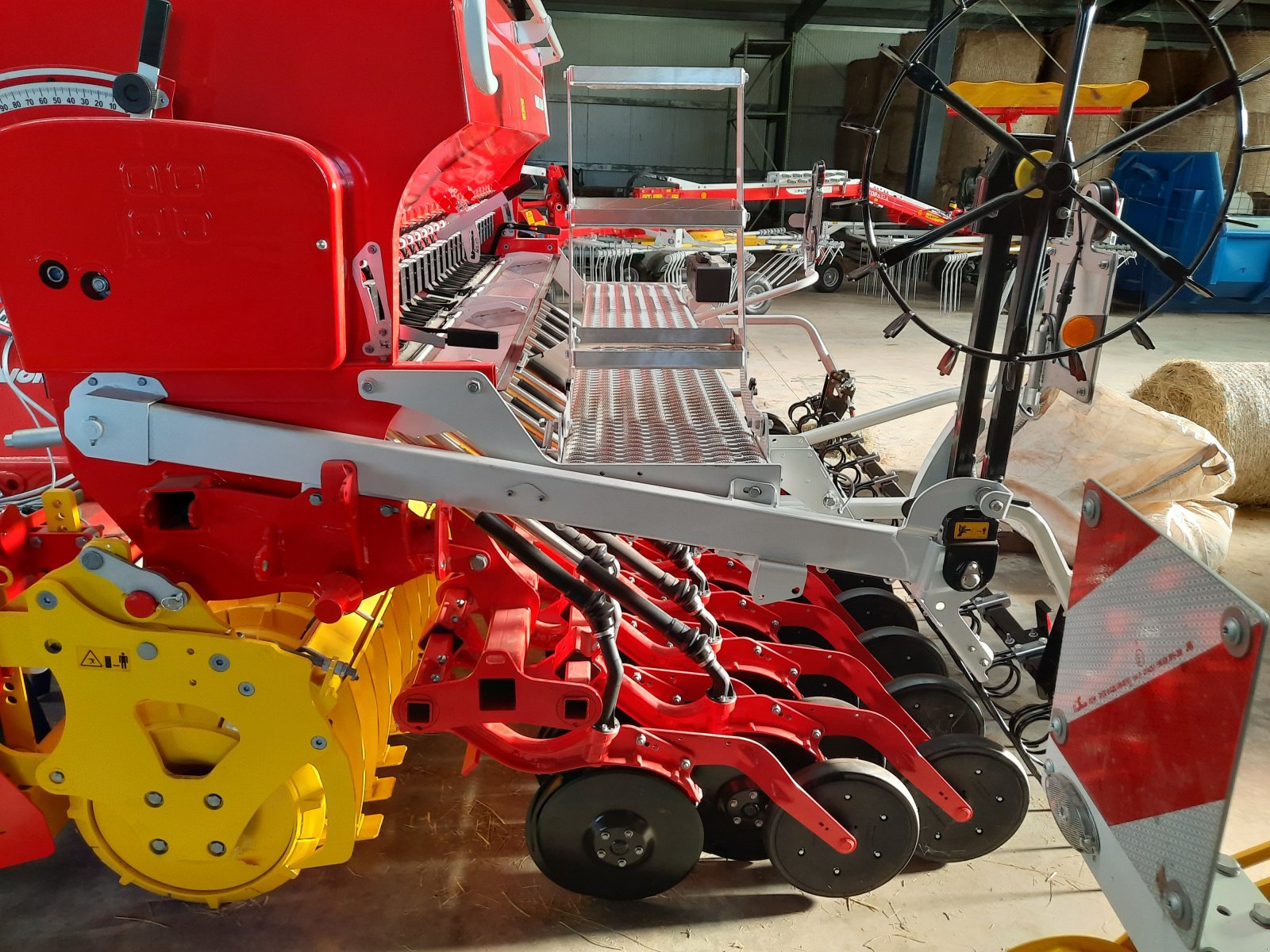 Drillmaschinenkombination del tipo Pöttinger Kreiselegge 303.12 mit Vitasem 302 ADD, Neumaschine In Donaueschingen (Immagine 5)