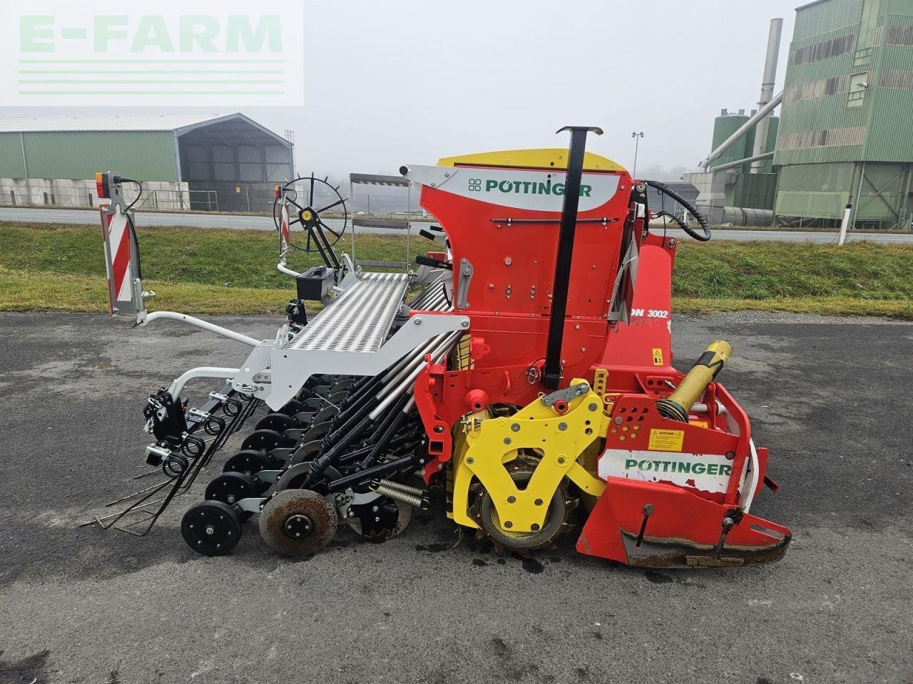 Drillmaschinenkombination tip Pöttinger lion 3002 + vitasem 302a, Gebrauchtmaschine in ILZ (Poză 4)