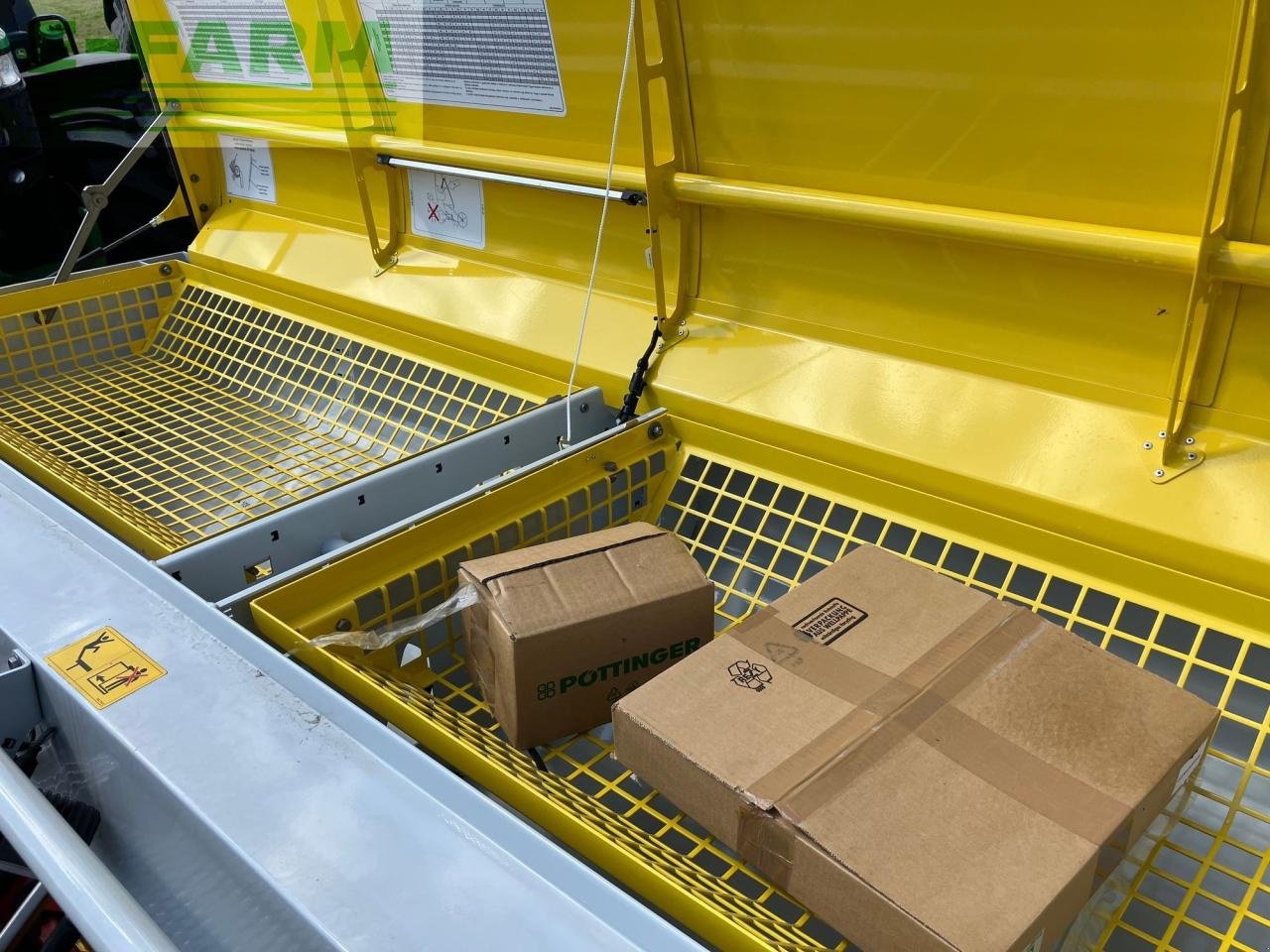 Drillmaschinenkombination типа Pöttinger LION 3040 + VITASEM M 3000 ADD, Gebrauchtmaschine в REDLHAM (Фотография 16)