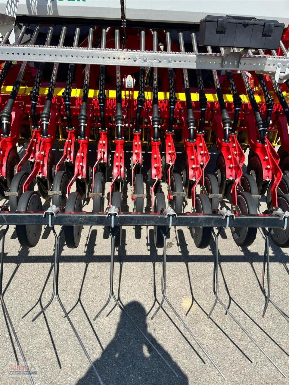 Drillmaschinenkombination del tipo Pöttinger Sämaschine Vitasem + Pöttinger Kreiselegge Lion, Gebrauchtmaschine en Schierling (Imagen 12)