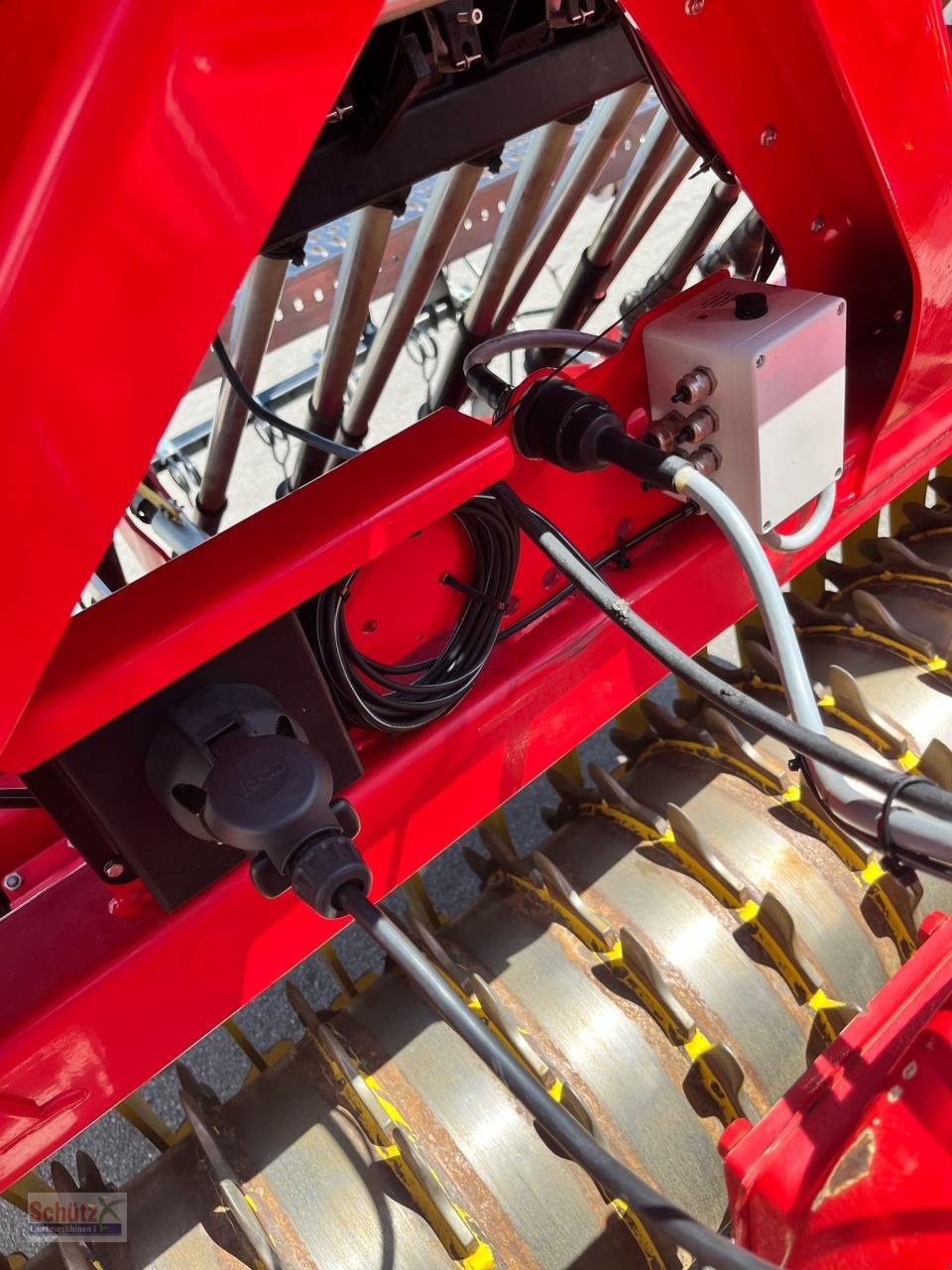 Drillmaschinenkombination del tipo Pöttinger Sämaschine Vitasem + Pöttinger Kreiselegge Lion, Gebrauchtmaschine en Schierling (Imagen 21)