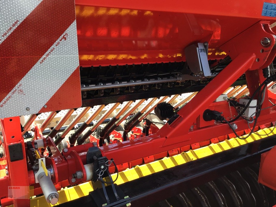 Drillmaschinenkombination of the type Pöttinger VITASEM 302 ADD mit LION 301, 24 Reihen/ 1.000 L., nur 1.150 ha !, Gebrauchtmaschine in Molbergen (Picture 9)