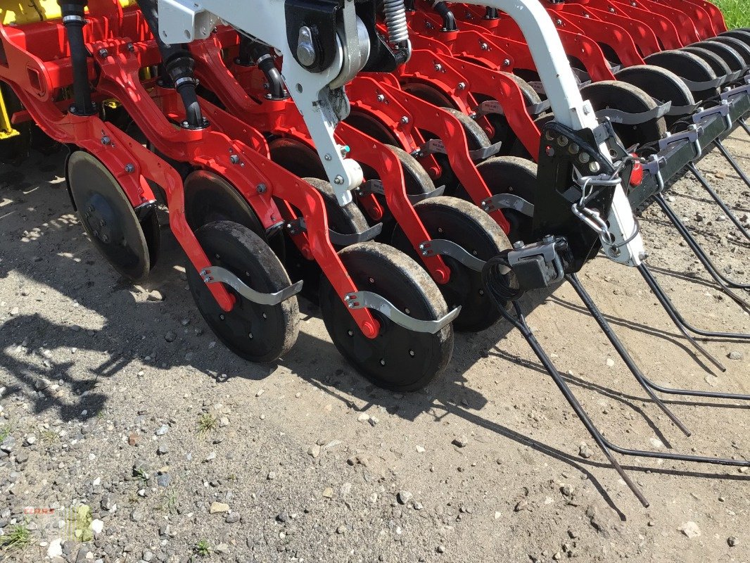 Drillmaschinenkombination of the type Pöttinger VITASEM 302 ADD mit LION 301, 24 Reihen/ 1.000 L., nur 1.150 ha !, Gebrauchtmaschine in Molbergen (Picture 13)