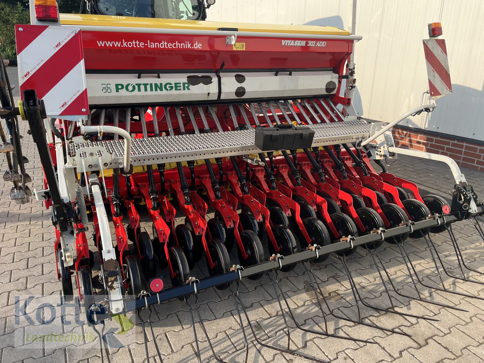 Drillmaschinenkombination типа Pöttinger Vitasem 302 ADD, Gebrauchtmaschine в Rieste (Фотография 10)