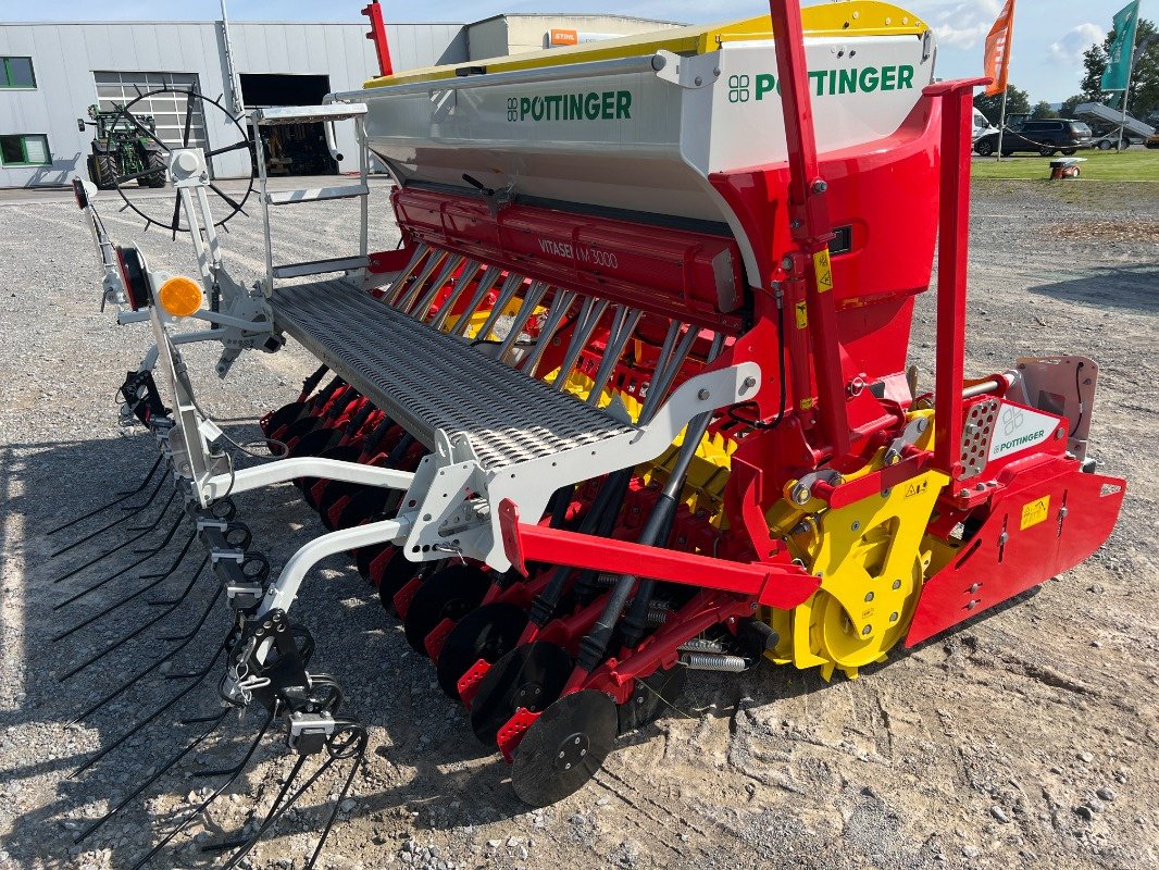 Drillmaschinenkombination tip Pöttinger Vitasem M 3000 + Lion 3030 Classic, Neumaschine in Steinheim-Bergheim (Poză 7)