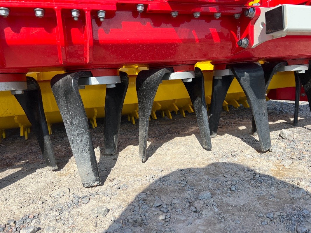 Drillmaschinenkombination tip Pöttinger Vitasem M 3000 + Lion 3030 Classic, Neumaschine in Steinheim-Bergheim (Poză 10)