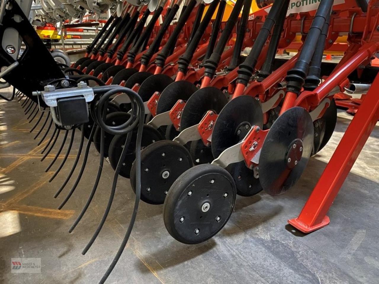 Drillmaschinenkombination del tipo Pöttinger VITASEM M3000 AUFBAU SÄMASCHINE, Gebrauchtmaschine en Oyten (Imagen 5)