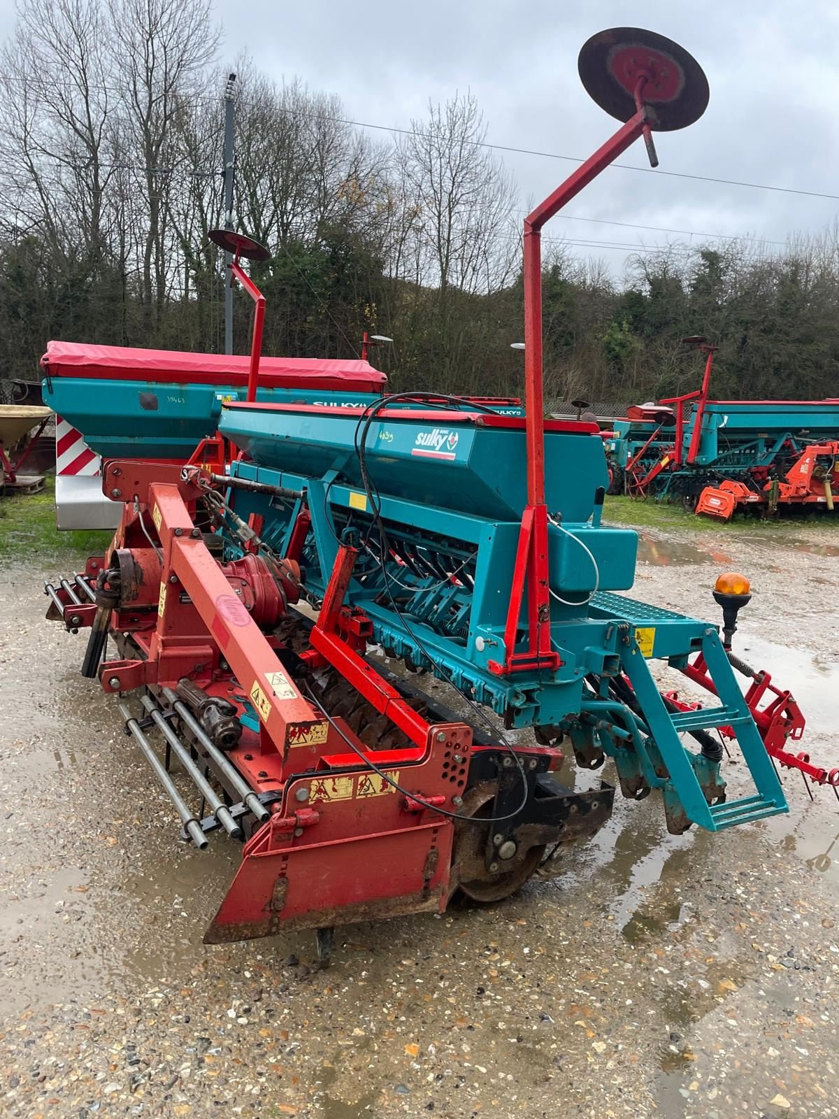 Drillmaschinenkombination типа Sulky COMBINE SULKY, Gebrauchtmaschine в BOSC LE HARD (Фотография 2)