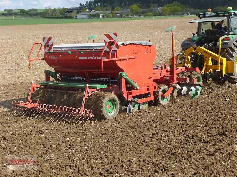 Drillmaschinenkombination типа Unia Amber 3000/3 Einscheibenschar Bestellkombination 3 m Gebraucht, Gebrauchtmaschine в Ostheim/Rhön (Фотография 1)