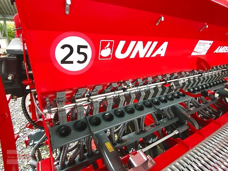 Drillmaschinenkombination du type Unia Amber 900/3 Einscheibenschar Bestellkombination 3 m 900 l, Neumaschine en Ostheim/Rhön (Photo 20)