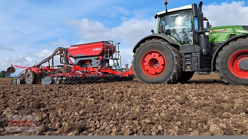 Drillmaschinenkombination of the type Unia FENIX 3000/6 Kurzscheibeneggen-Säkombination 6 m Doppelscheibenschar, Neumaschine in Ostheim/Rhön (Picture 4)